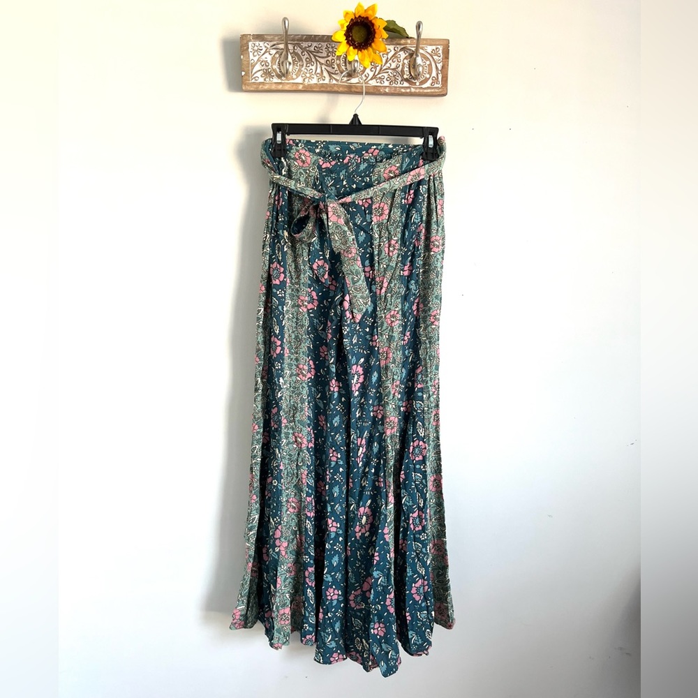 FREE PEOPLE Women’s Bali Sultry Bohemian Flare Pants-Sage Color-Size Small NWT - Picture 2 of 16